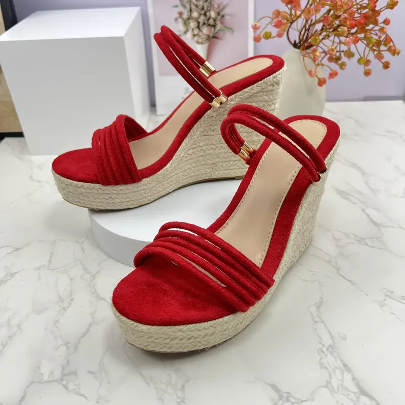 Emila – Keilsandalen mit Doppelriemen