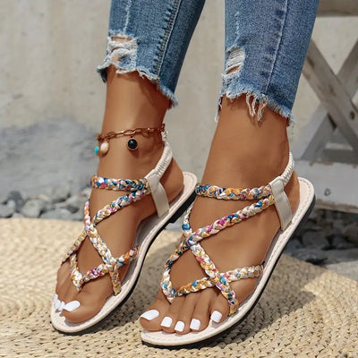 Ginavelle – Stilvolle Sandalen mit geflochtenen, mehrfarbigen Riemchen