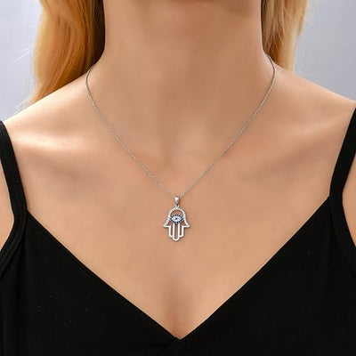 Die Alina Hamsa Halskette in Gold - Zeitlose Eleganz und Schutz