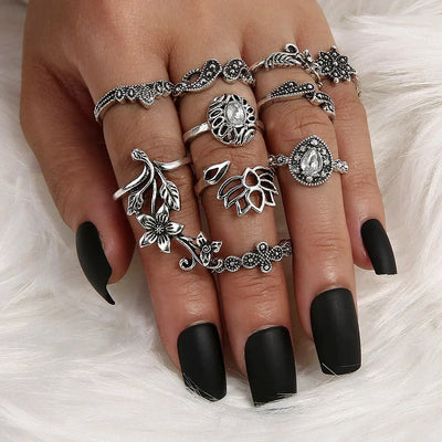 Set mit Ringen in Antik Silber mit verzauberten Details