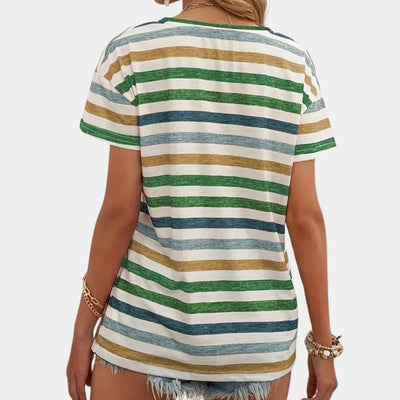 Ciela – Lässiges gestreiftes T-Shirt mit V-Ausschnitt
