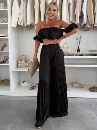 Araceli | Zweiteiliges Set mit Plisseehose und schulterfreiem Oberteil