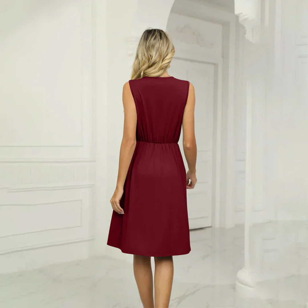 Omaira – Elegantes ärmelloses Kleid mit V-Ausschnitt