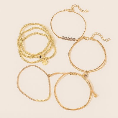 Elegantes Perlenarmband-Set