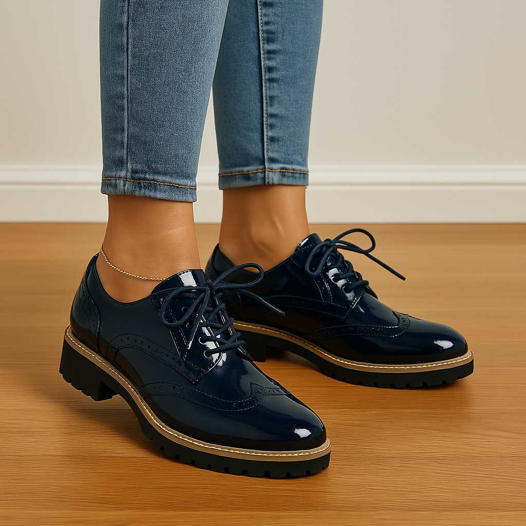 BEATE™ | Rote Pumps mit Lochmuster