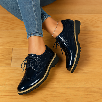 BEATE™ | Rote Pumps mit Lochmuster
