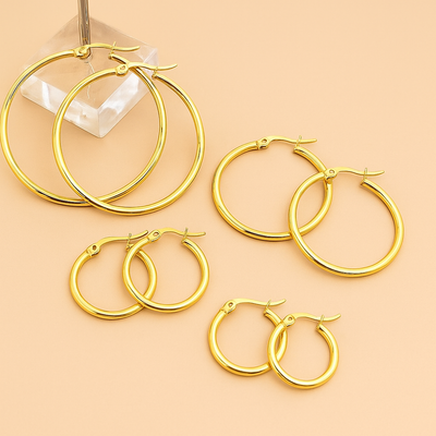 Goldenes Ohrring-Set - 4 Paar für Frauen