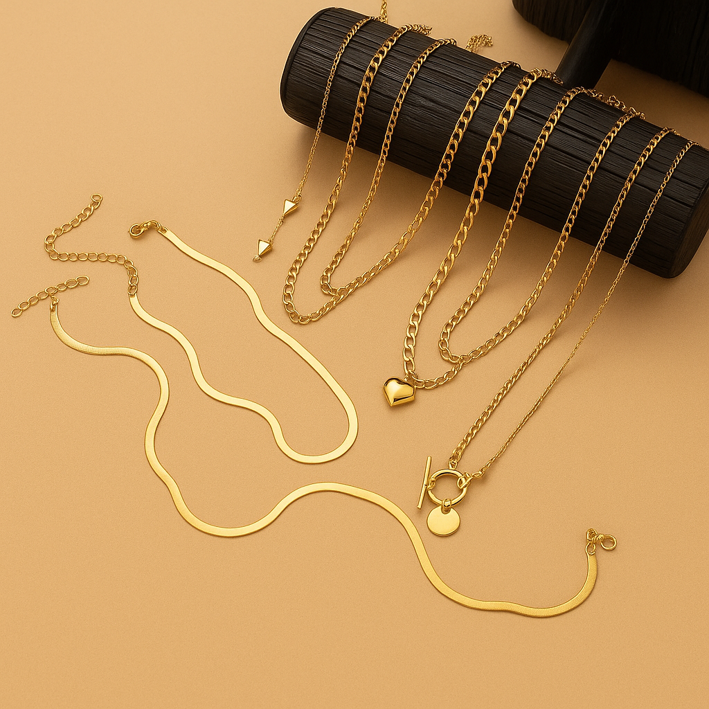 10 Stück Elegante Lagenhalsketten mit Flacher Schlangen-Kette & Herzanhänger