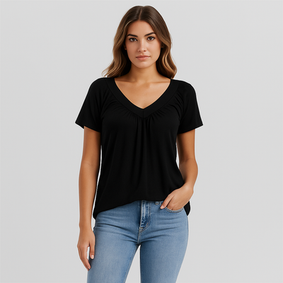 Malia – Lettierte Saisonsbluse mit plissiertem Vorderteil