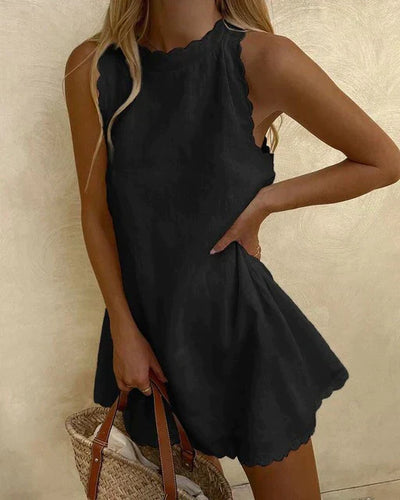 Indira – Ärmelloses Leinen-Minikleid mit Muschelsaum