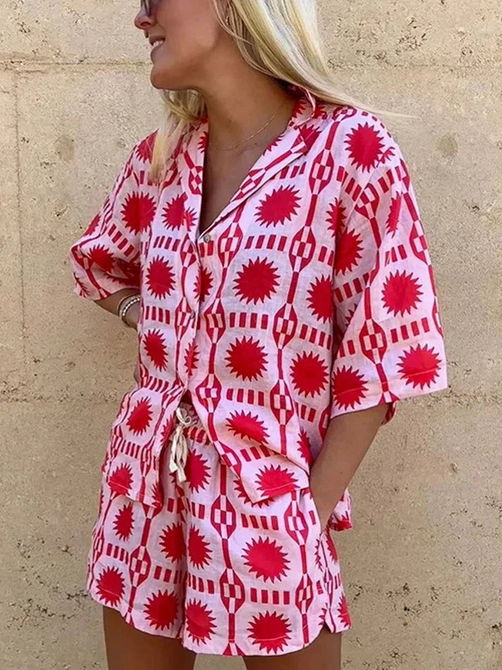 Emeline – Stilvolles Zweiteiler-Set mit geometrischem Print