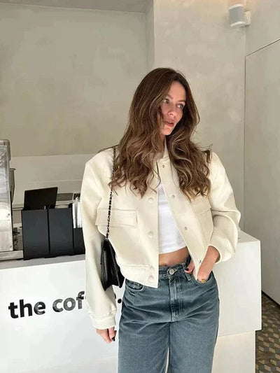 Damenjacke Bomber Stil Robustes Material für Übergangszeiten