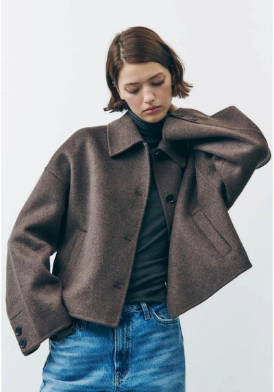 Damenjacke Übergröße Elegant Wärmendes Material Modern Stil