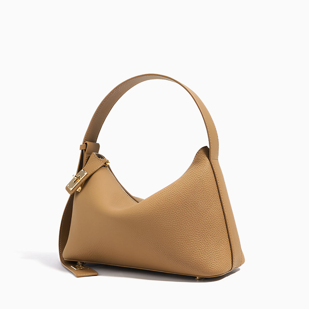 Delia | Kleine Damen-Schultertasche aus strukturiertem Leder in Camel mit goldfarbenem Schlossverschluss
