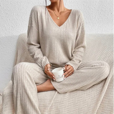 FRIEDA™ | ELEGANTER UND BEQUEMER STRICK-SET
