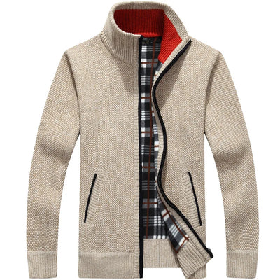 JAMES STRICKJACKE