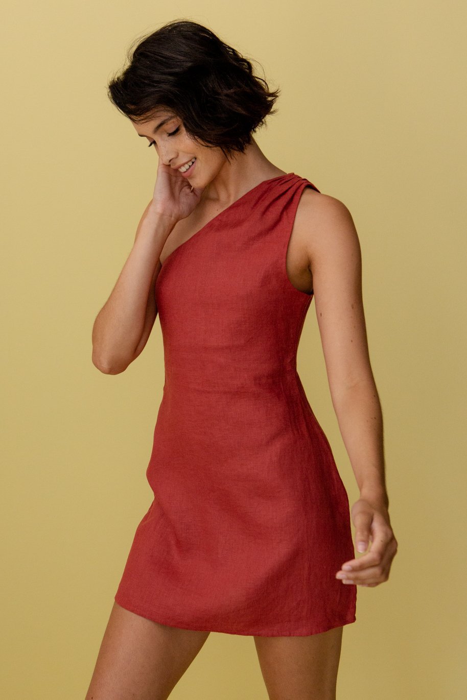 Damen-Minikleid - One-Shoulder - Sommer-Design