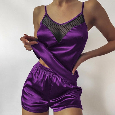 Damenpyjama mit transparenter mesh Verzierung am Ausschnitt
