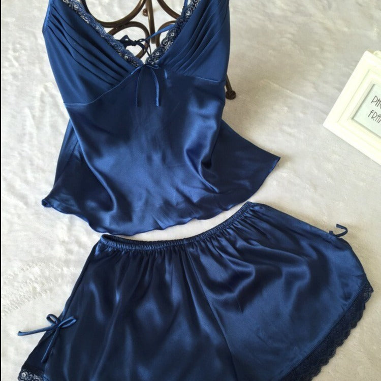 Damenpyjama aus Satin mit tiefem Rückenausschnitt