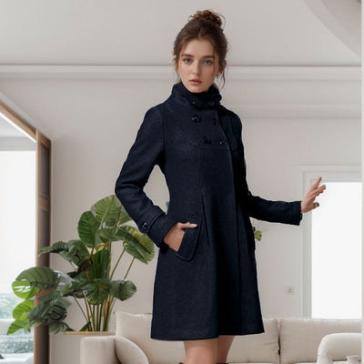 JANICE KAPUZENSCHAL KLEID MANTEL