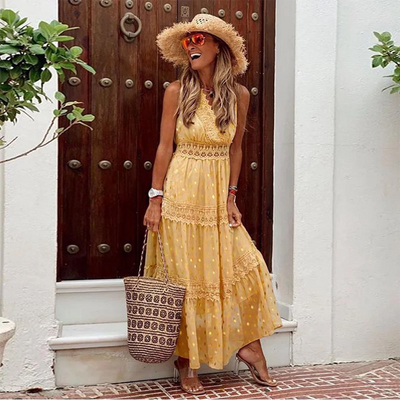 Kenra – Boho-Chic-Maxikleid mit Punkten