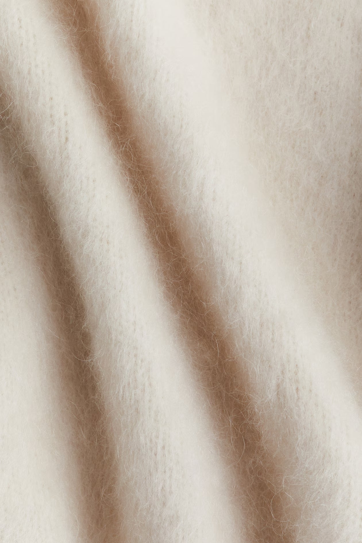 MINA MOHAIR RUND HALS