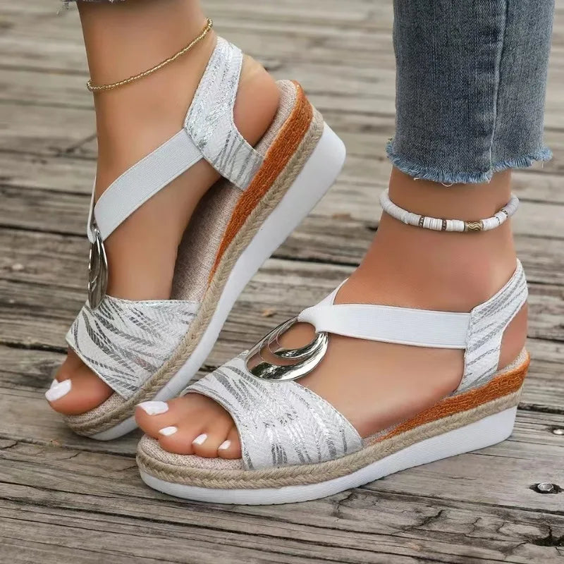 Lysha – Elegante Keilsandalen