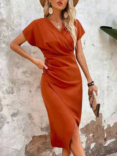 Korynthia – Elegantes Wickel-Midikleid