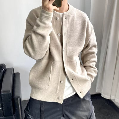JAMES WEICHE STRICKJACKE