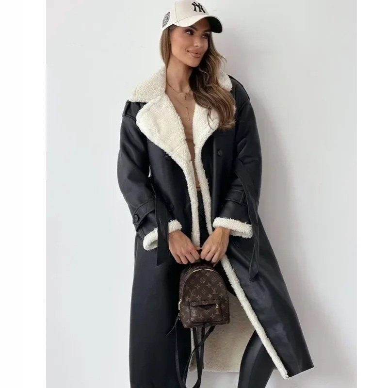 CELINE MANTEL