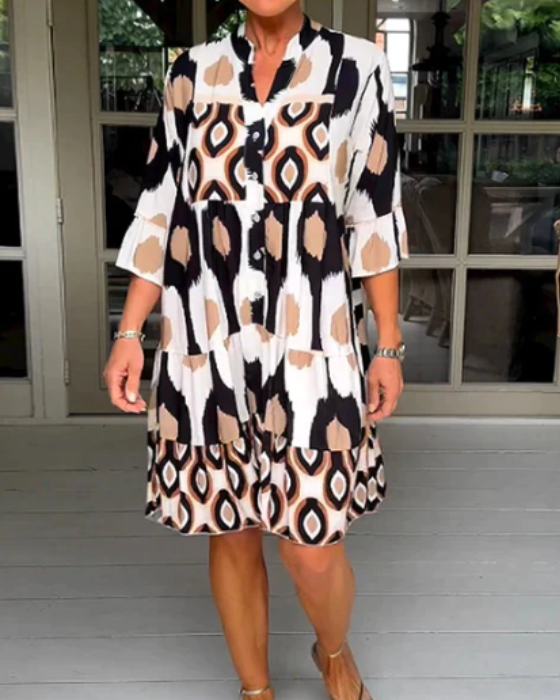 STILVOLLES PLISSEE KLEID
