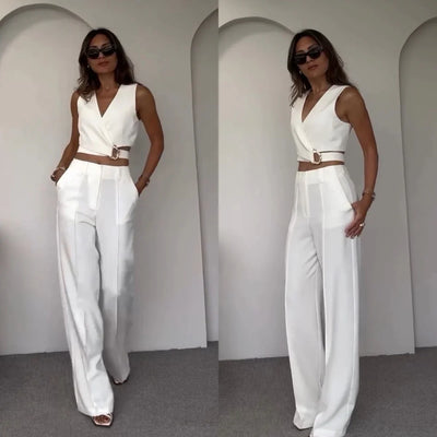Kendra - Elegantes zweiteiliges Set mit Statement-Schnalle