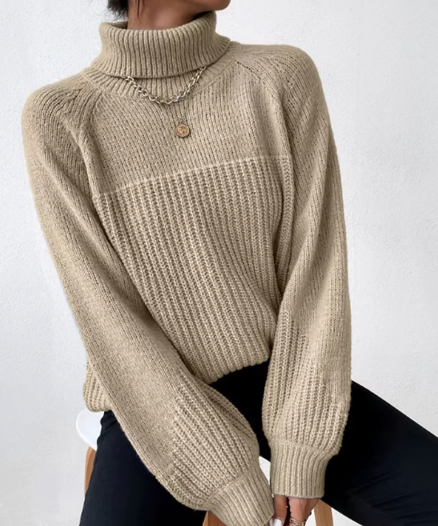 Eleganter Rollkragenpullover für Damen