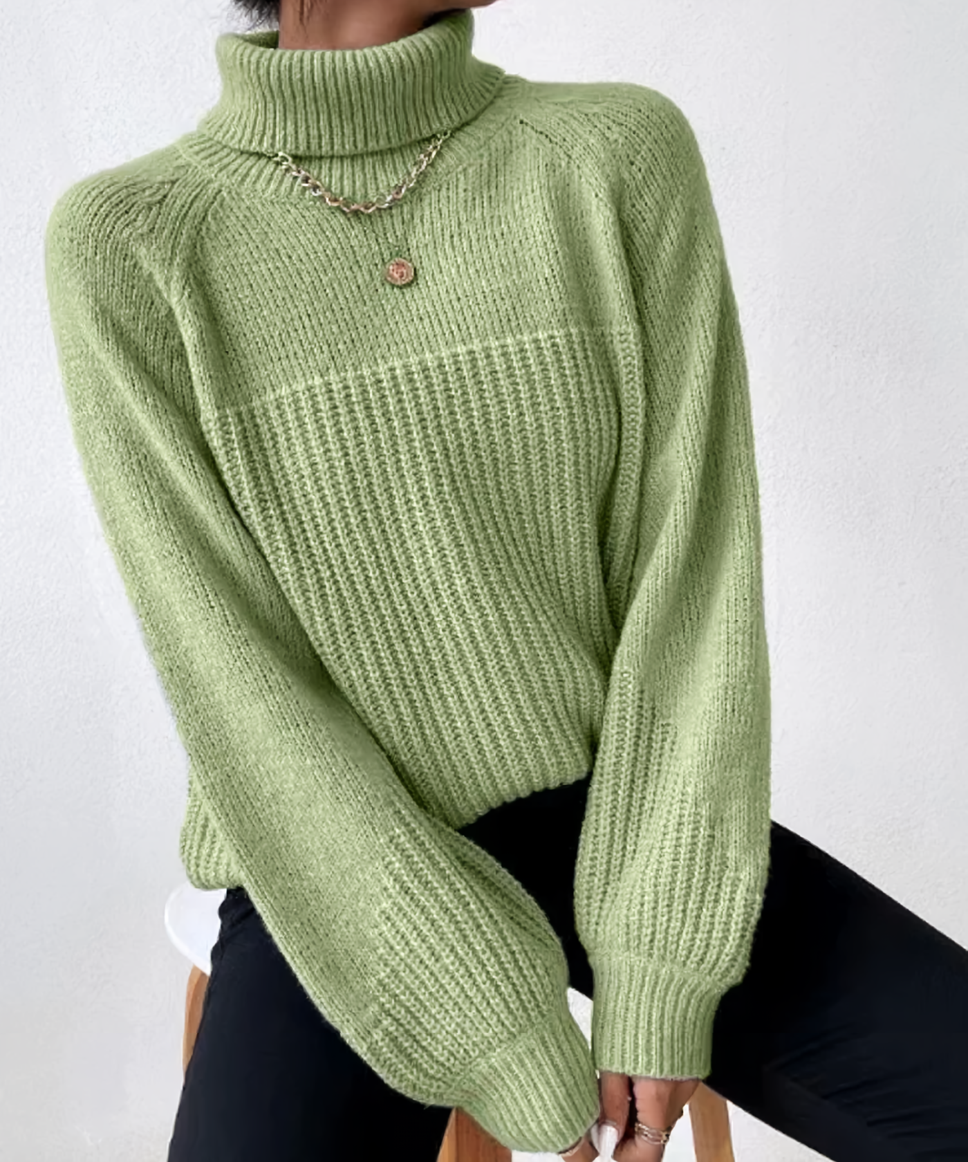 Eleganter Rollkragenpullover für Damen