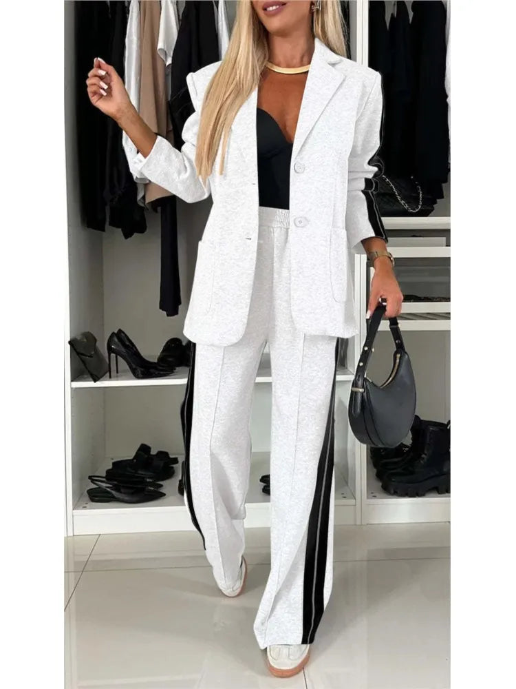 ALEXIS™–SPORTLICHES OUTFIT MET ELEGANTEN LINIEN