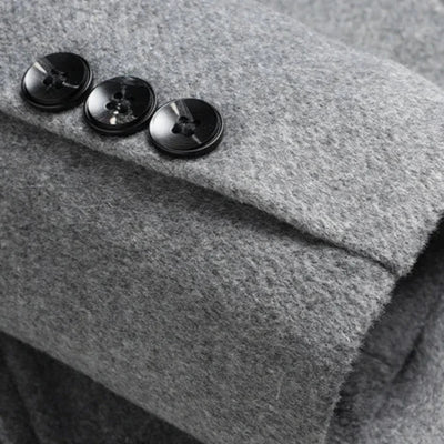 Herren langer doppelreihiger Mantel mit Reverskragen