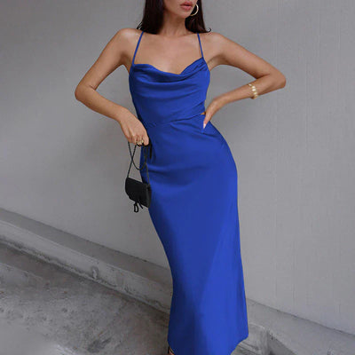 Daphne – Satin-Unterkleid mit Wasserfallausschnitt