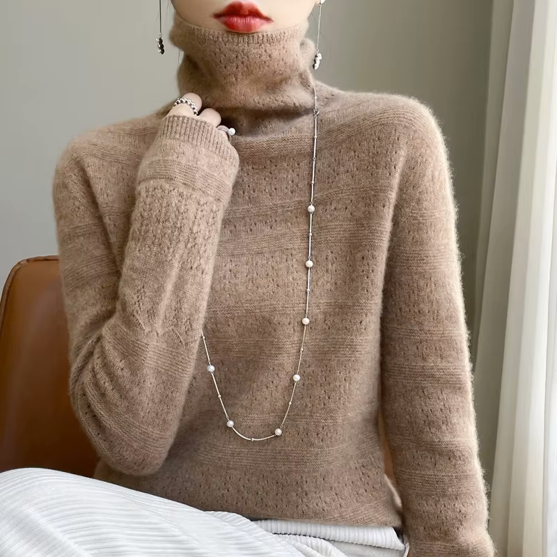 PULLOVER MIT STEHKRAGEN AUS 100% REINER WOLLE