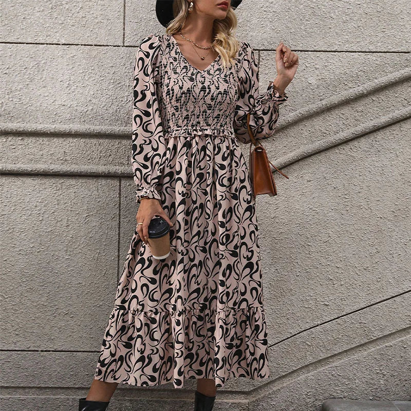 Celeste | Schickes Leichtes Damenkleid mit V-Ausschnitt