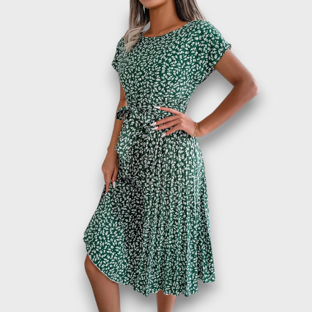 Florienne – Faltenkleid mit verspieltem Charme