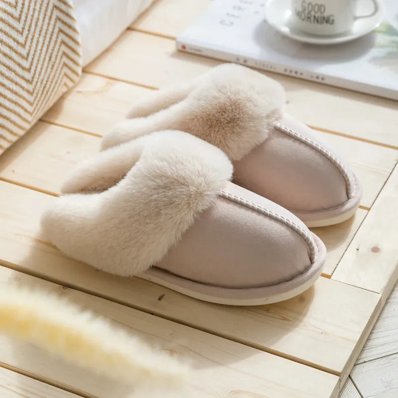 WARM GEFÜTTERTE PANTOFFELN
