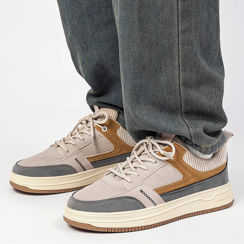 TRAIL PATCH SNEAKERS