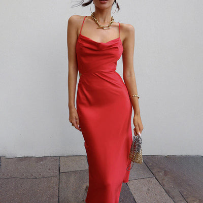 Daphne – Satin-Unterkleid mit Wasserfallausschnitt
