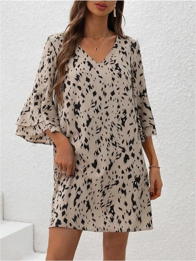Serena | Elegantes Damenkleid mit doppellagigem Print