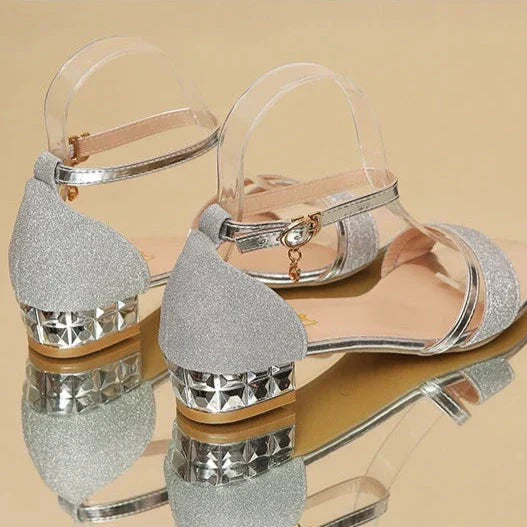 LORI™ | ORTHOPÄDISCHE SANDALEN FÜR SELBSTBEWUSSTE FRAUEN