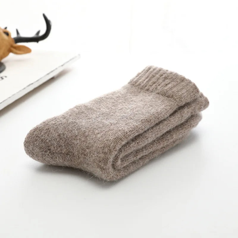 SOCKEN AUS WOLLE UND BAUMWOLLE