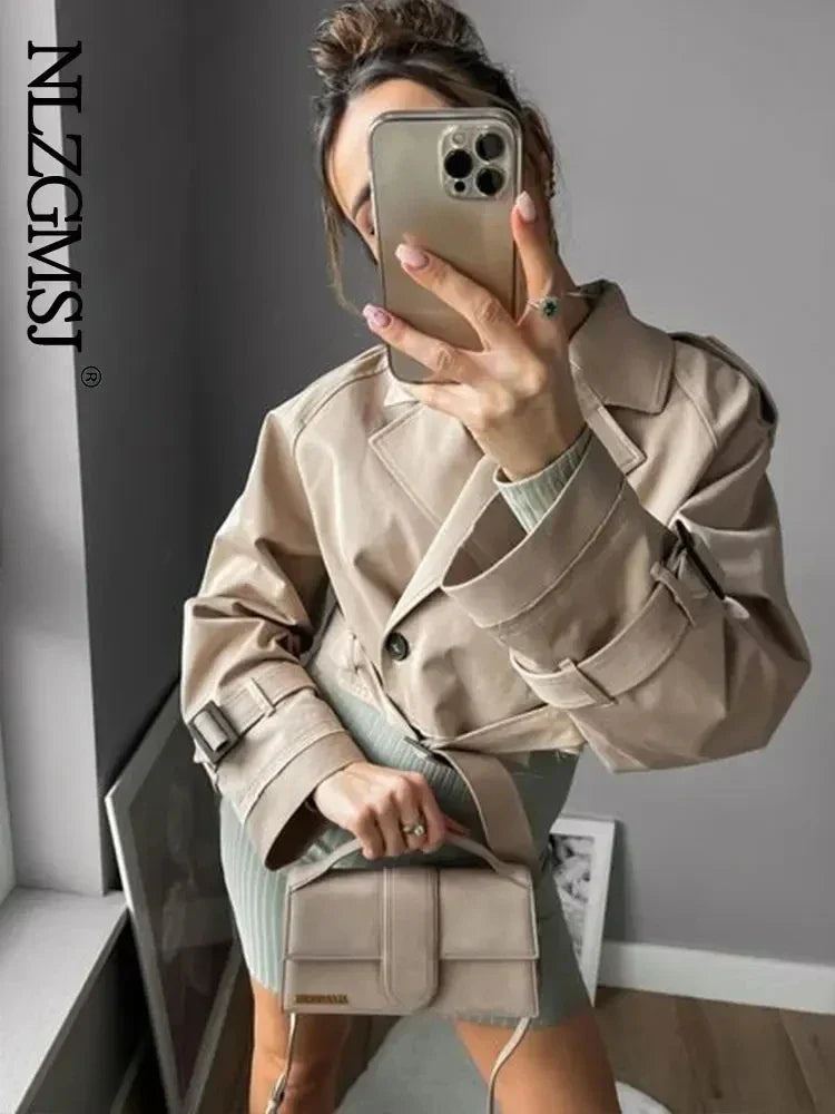 Damen Trenchcoat aus Baumwollmix mit Cropped-Schnitt und Reverskragen