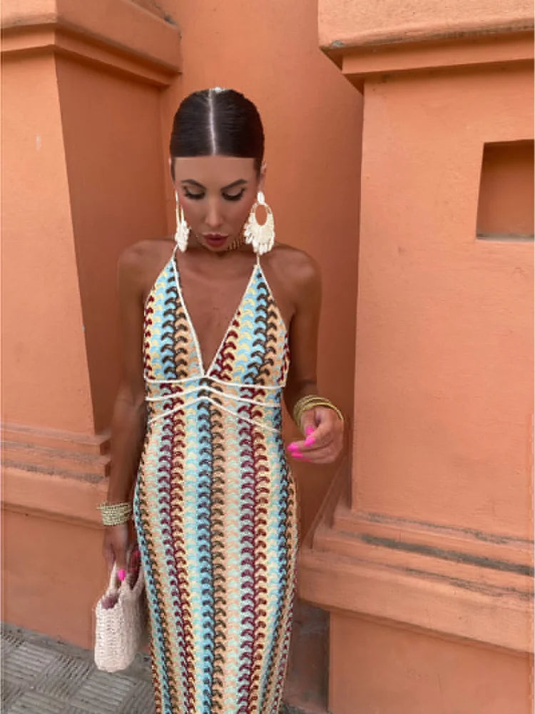 Myrren – Atemberaubendes Neckholder-Maxikleid im Boho-Chic