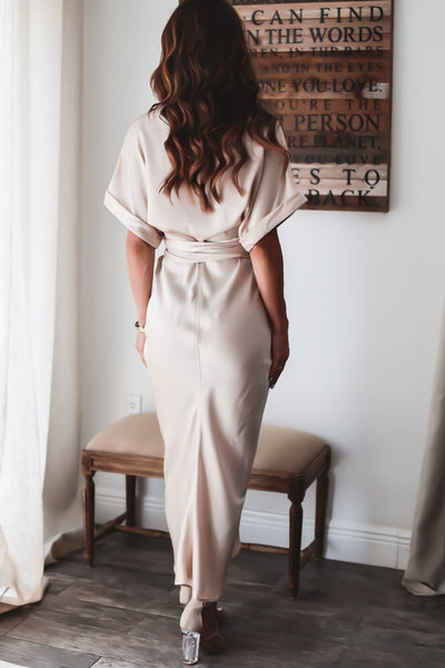 Damen Midikleid aus Baumwolle mit figurbetontem Schnitt und Knopfleiste