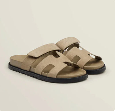 Collin – Moderne Cutout-Sandalen